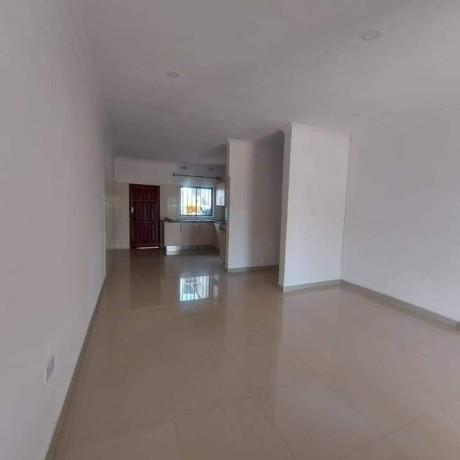 3-bedroom-flat-for-rent-in-ibex-hill-big-6