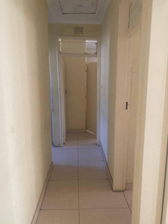 3-bedroom-flat-for-rent-in-rhodespark-big-2