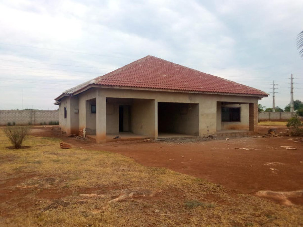 2-bedroom-house-for-sale-in-new-kasama-big-2