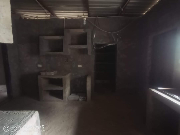 4-bedroomed-flat-for-sale-in-ibex-meanwood-big-7