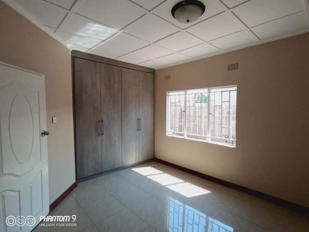 3-bedroom-house-for-sale-in-meanwood-phase-2-big-4