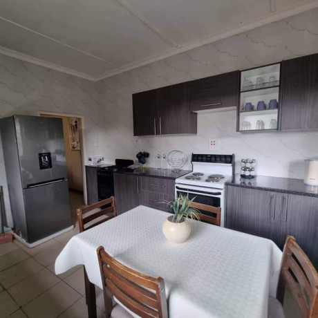 fully-furnished-4-bedroom-house-for-rent-in-makeni-big-9