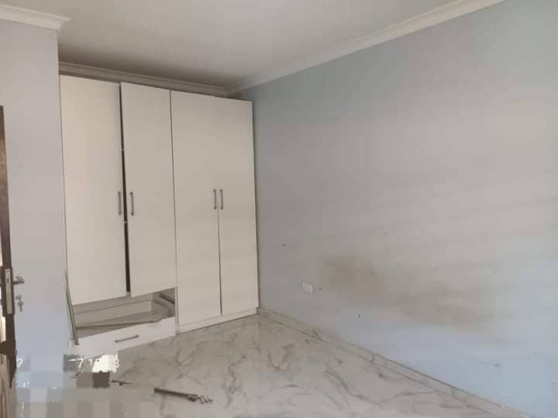 3-bedroom-flat-for-rent-in-chalala-big-3