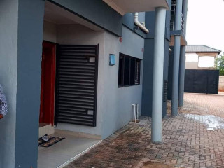 3-bedroom-flat-for-rent-in-new-kasama