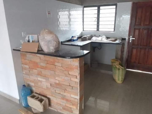 2-bedroom-flat-for-rent-in-chalala-big-9