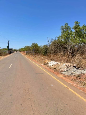 plot-for-sale-in-meanwood-ibex-big-1