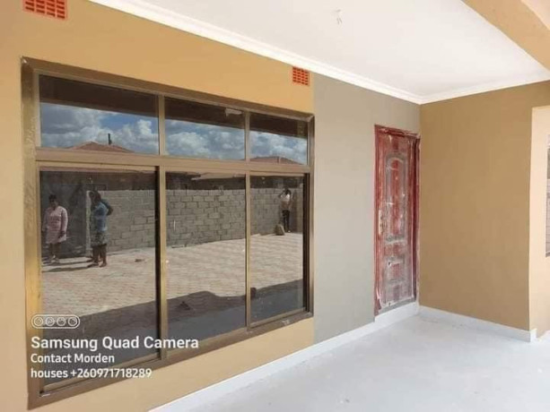 2-bedroom-house-for-sale-in-lilayi-big-3