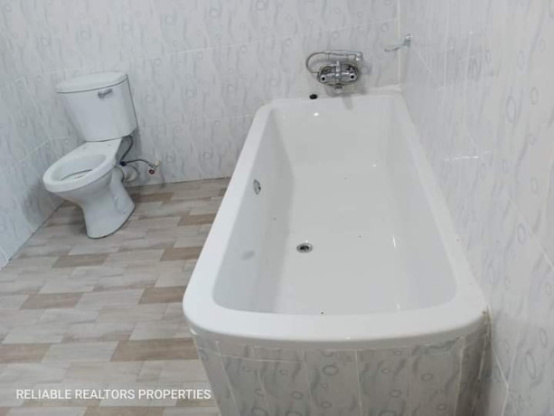 3-bedroom-flat-for-rent-in-makeni-big-7