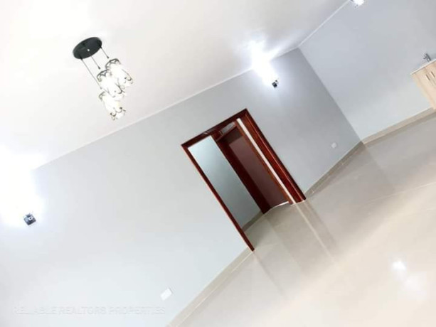 3-bedroom-flat-for-rent-in-makeni-big-3