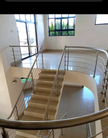 4-bedroom-house-for-rent-in-woodlands-big-2