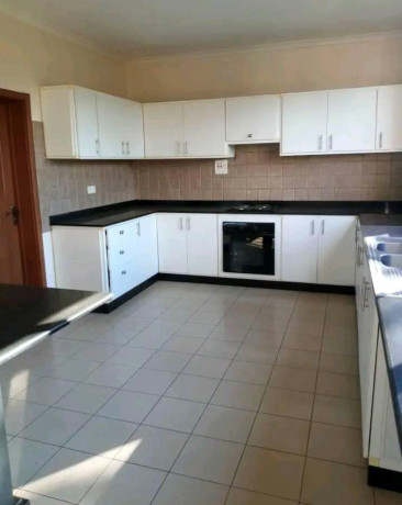 4-bedroom-house-for-rent-in-woodlands-big-3