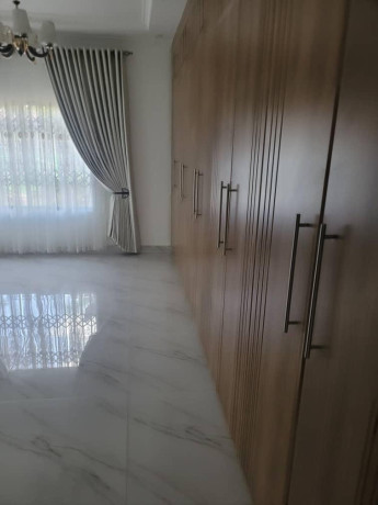 3-bedroom-house-for-rent-in-ibex-hill-big-9