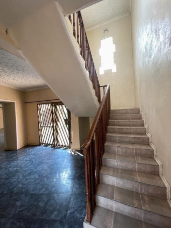 3-bedroom-house-for-rent-in-rhodespark-big-2
