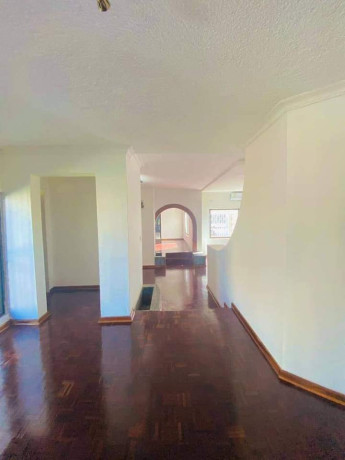 6-bedroom-flat-for-rent-in-kabulonga-big-8