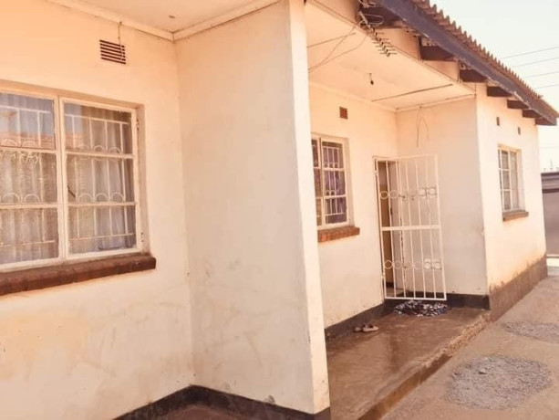 2-bedroom-flats-for-sale-in-kabwata-big-1