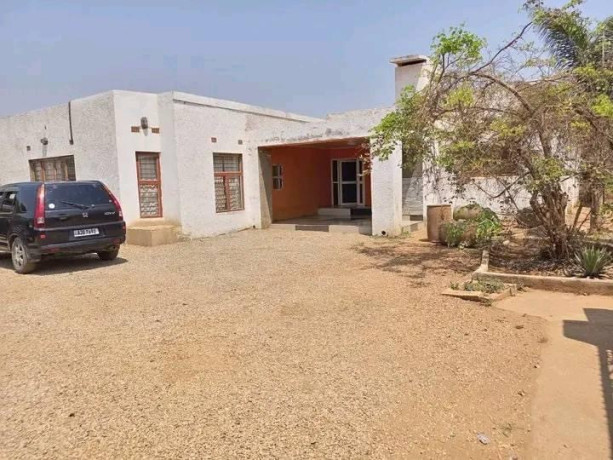 4-bedroom-house-for-sale-in-lilayi-big-4