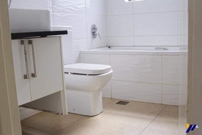 4-bedroom-house-for-sale-in-roma-park-big-7