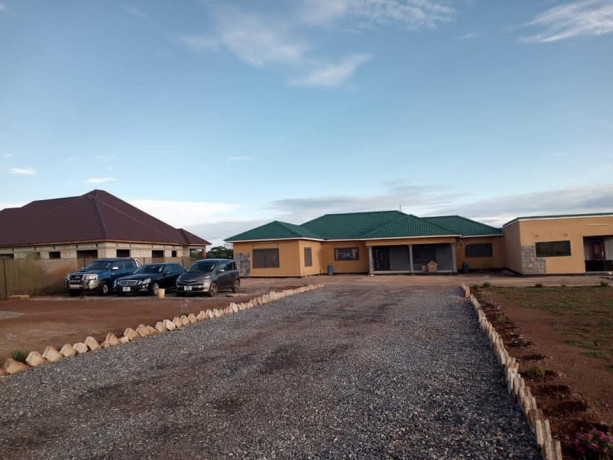 4-bedroom-house-for-sale-in-new-kasama-big-1