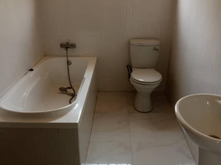 5-bedroom-farm-house-for-sale