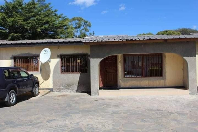 3-bedroom-flat-for-sale-in-kabulonga-big-6