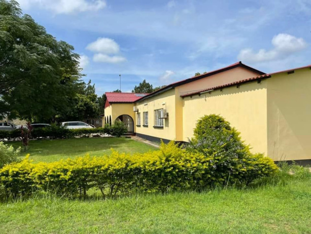 5-bedroom-house-for-sale-in-roma-big-7