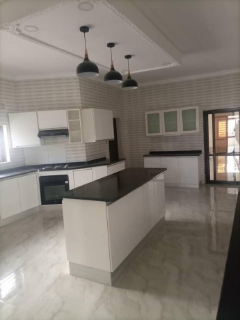 7-bedroom-house-for-rent-in-ibex-hill-big-2