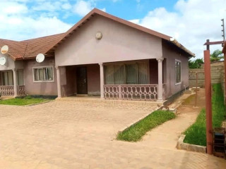 2-bedroom-flat-for-rent-in-chalala