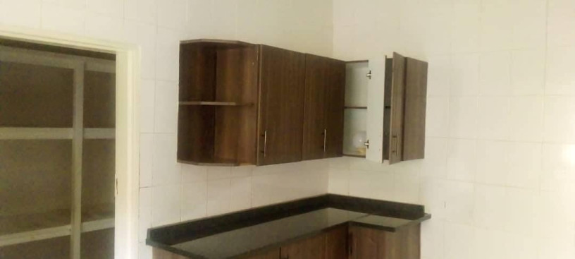 2-bedroom-flat-for-rent-in-chalala-big-5