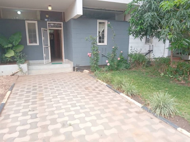 3-bedroom-flat-for-rent-in-kabulonga-big-0