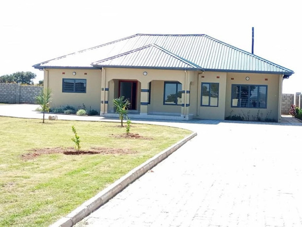 3-bedroom-house-for-sale-in-silverest-big-0