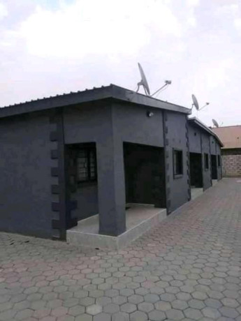 5-bedroom-flats-for-sale-in-libala-south-big-0