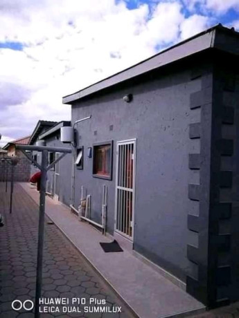 5-bedroom-flats-for-sale-in-libala-south-big-4