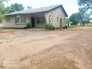 4-bedroom-house-for-sale-in-woodlands