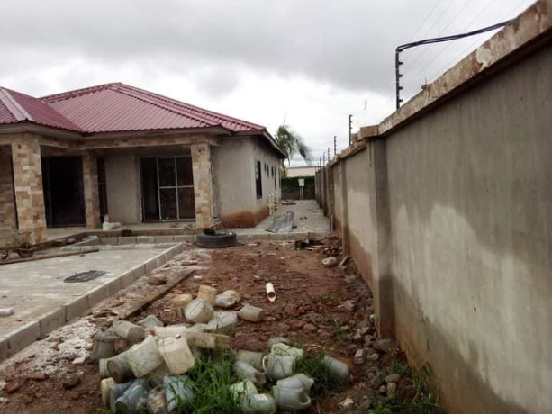 4-bedroom-standalone-house-for-sale-in-ibex-hill-big-5