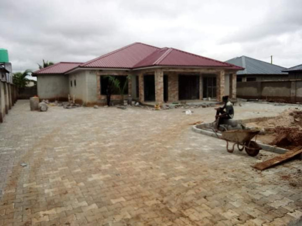 4-bedroom-standalone-house-for-sale-in-ibex-hill-big-7