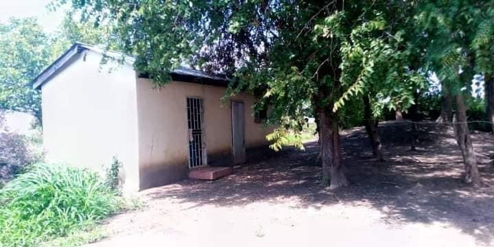 farm-house-for-sale-in-lusaka-west-big-5