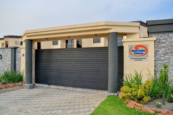 investment-property-for-sale-in-mass-media-big-1