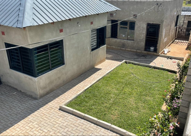 4-bedroom-house-for-sale-in-silverest-big-6