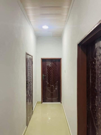 3-bedroom-flat-for-rent-in-meanwood-big-5