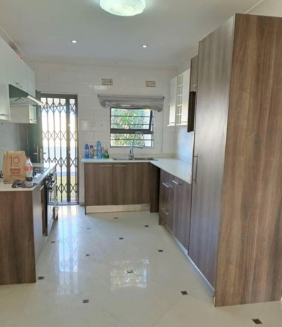 2-bedroom-flat-for-rent-in-chalala-big-3