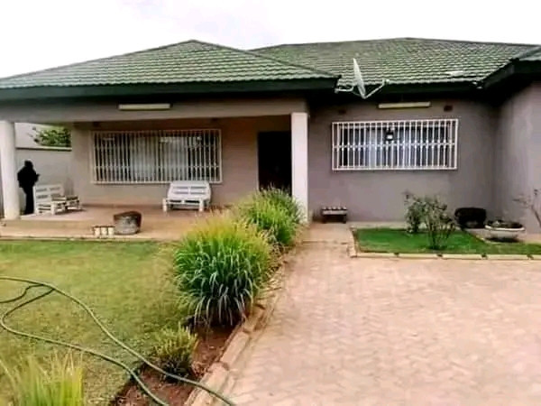 3-bedroom-house-for-rent-in-lilayi-big-7