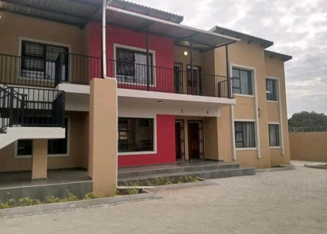 2-bedroom-flat-for-rent-in-ibex-meanwood-big-6