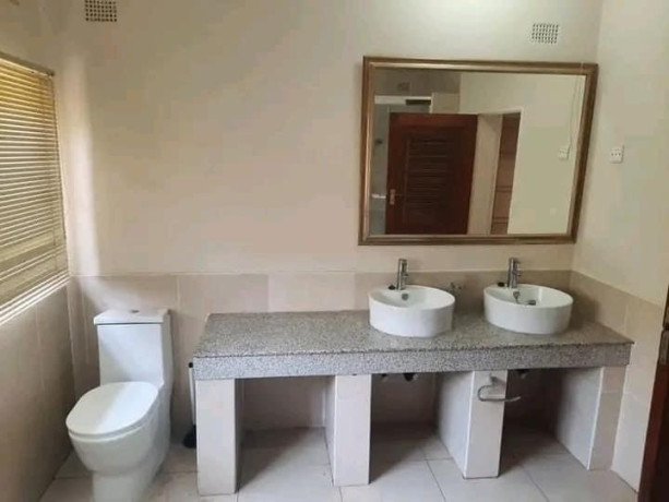 4-bedroom-house-for-rent-in-kabulonga-big-5