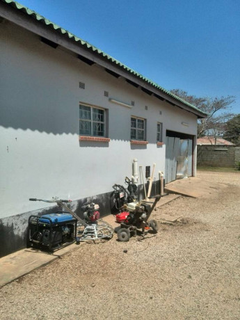 5-bedroom-house-for-sale-in-makeni-big-7