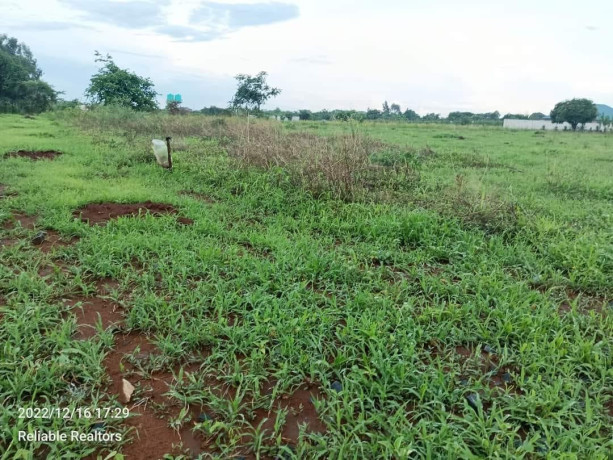 plots-for-sale-in-chalala-big-2