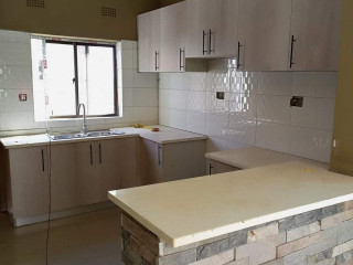 newly-built-3-bedroom-house-in-lilayi-estate