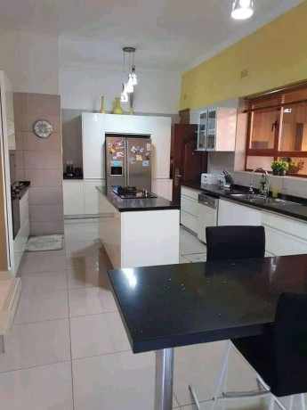 5-bedroom-house-for-sale-in-roma-park-big-4