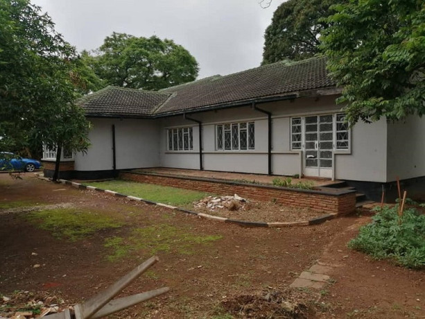 3-bedroom-house-for-sale-in-woodlands-big-2