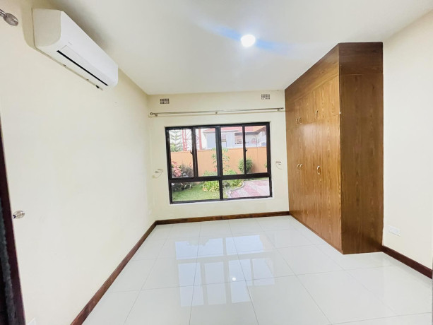 3-bedroom-flat-for-rent-in-roma-park-big-5