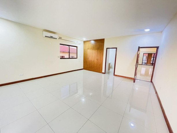 3-bedroom-flat-for-rent-in-roma-park-big-6